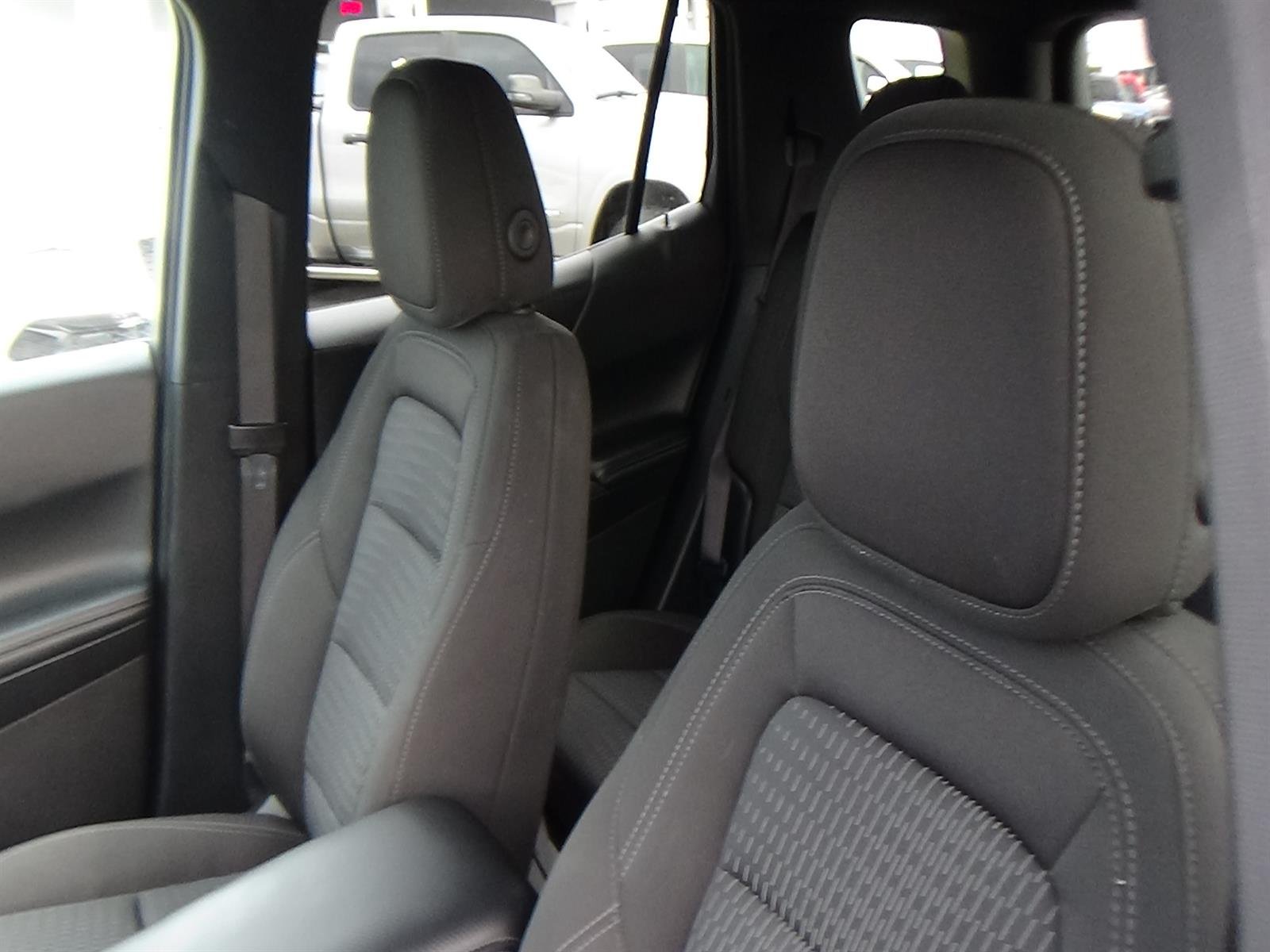 Used 2026 Summit White (gaz) Chevrolet LT image 17