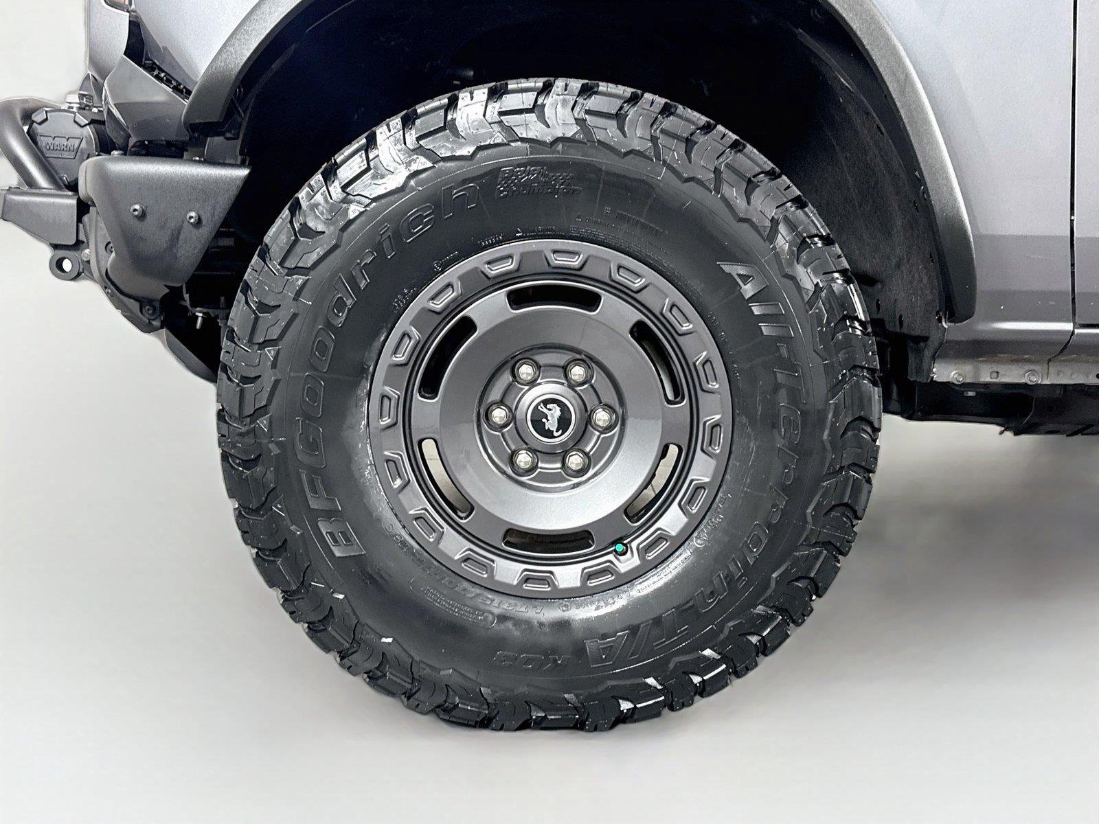 Used 2024 Carbonized Gray Ford Everglades image 40