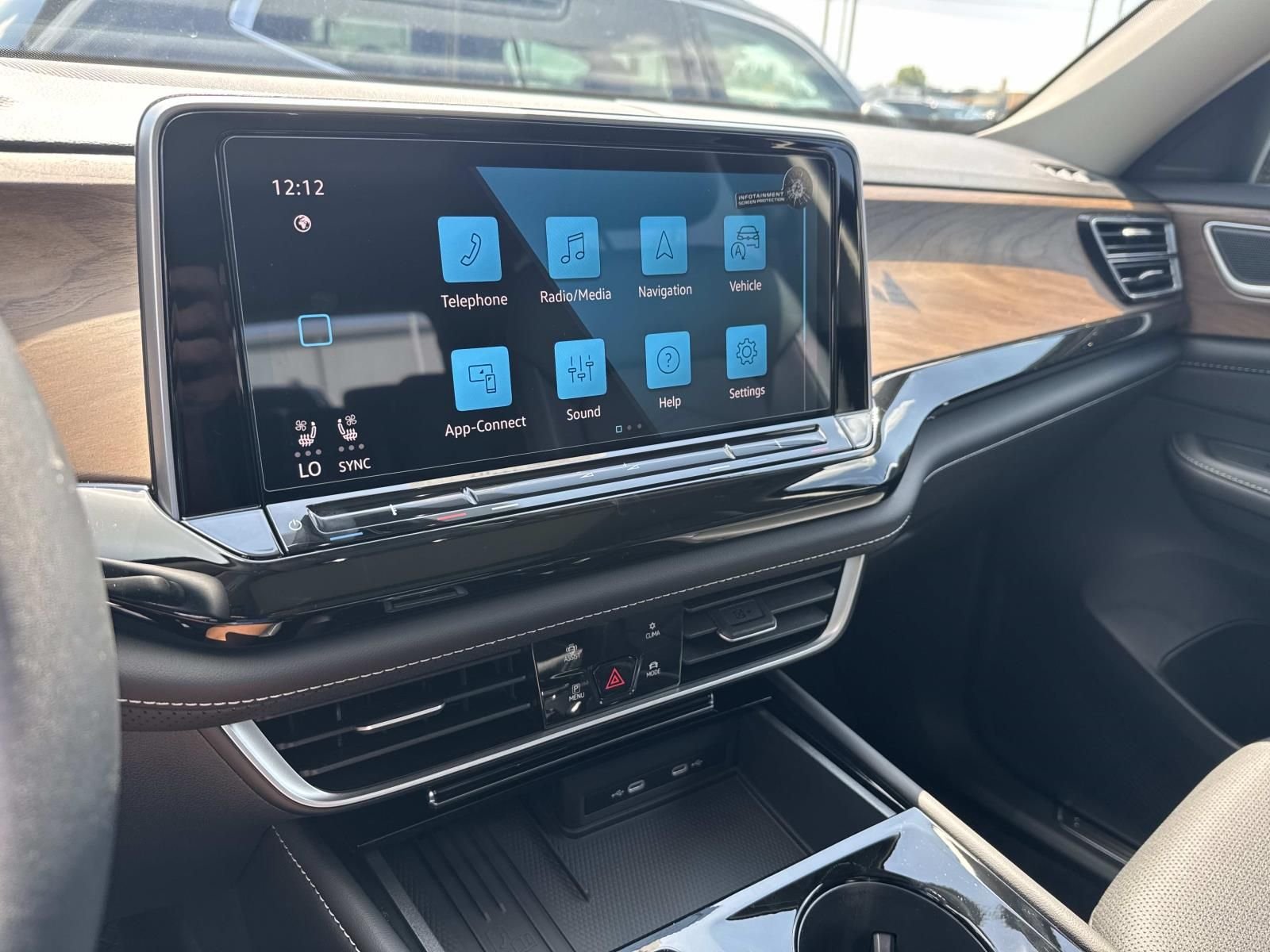 New 2026 Black Volkswagen SE w/Technology image 17