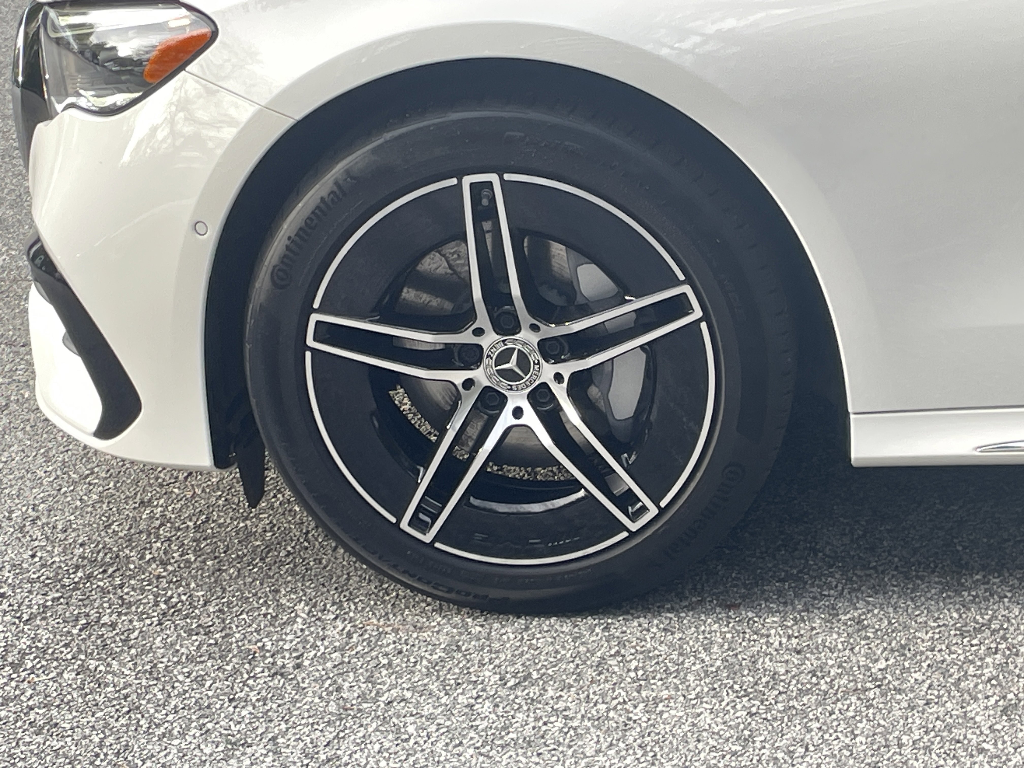 Certified Used 2025 Polar White Mercedes-Benz E 350 RWD Sedan image 17