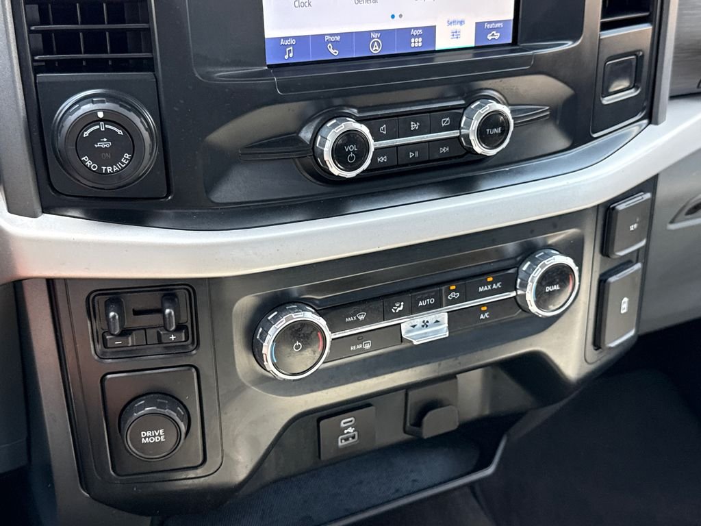 Used 2022 White Ford XLT image 24
