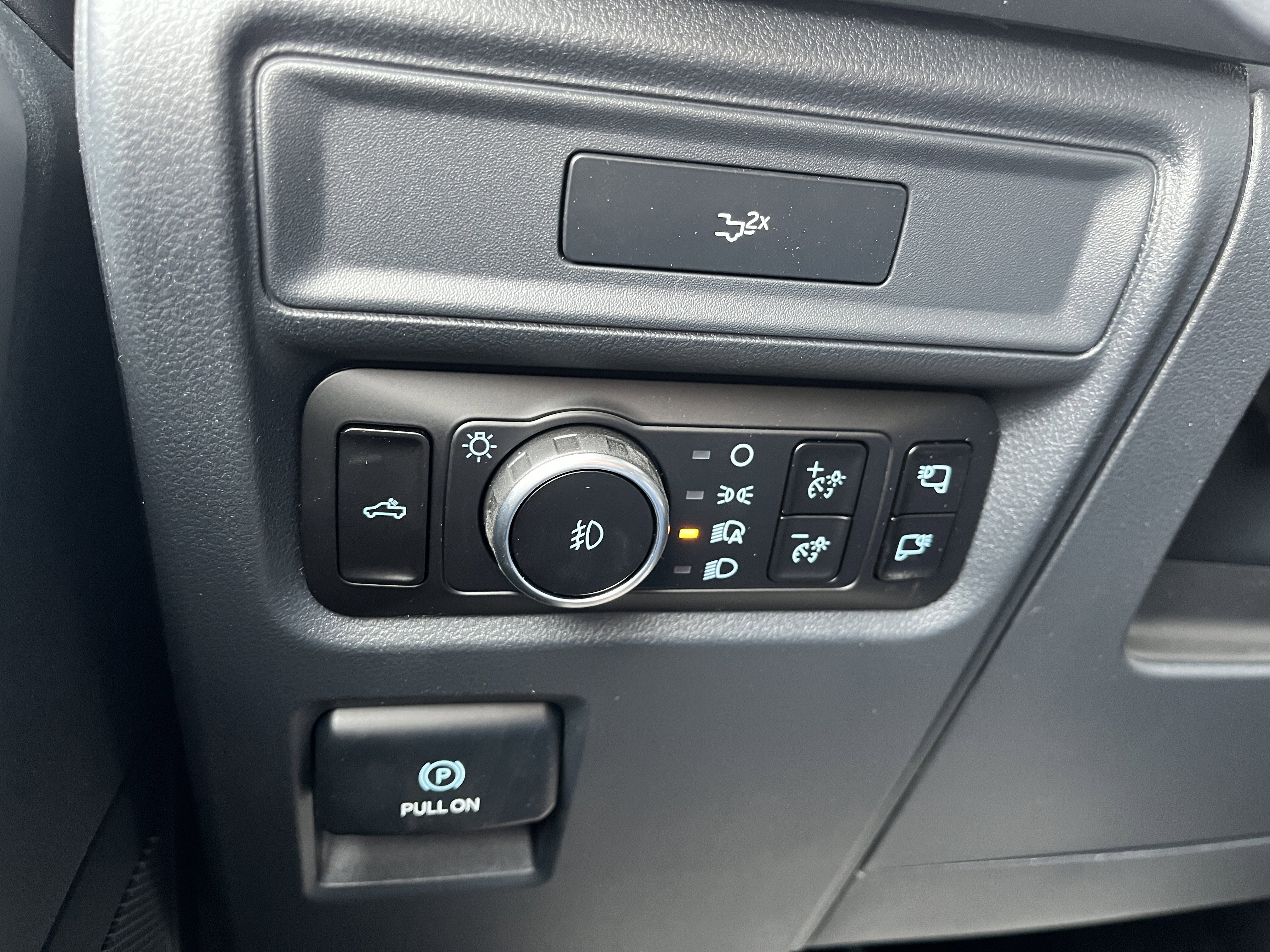 New 2026 Iconic Silver Metallic Ford XLT image 20