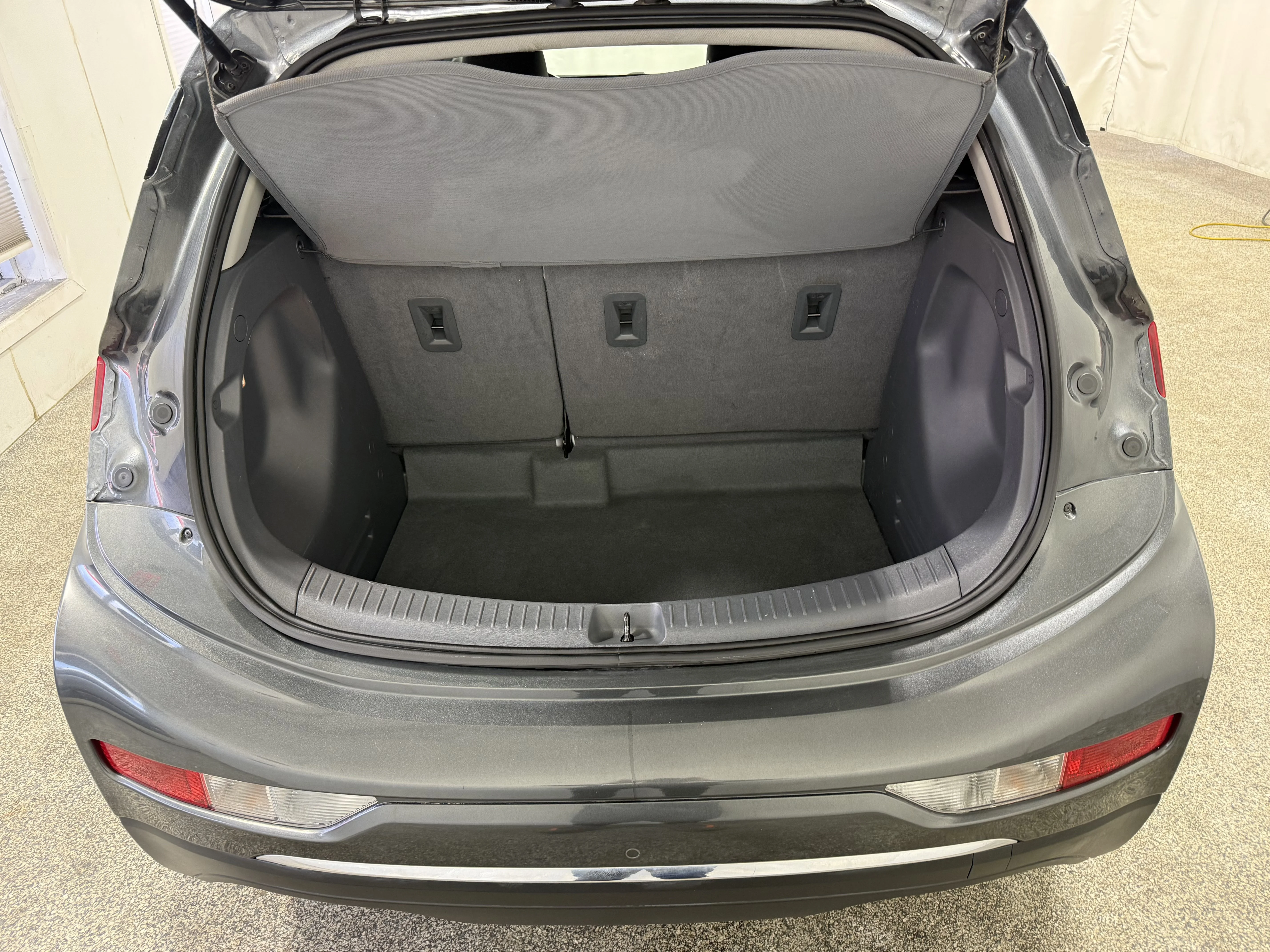 Used 2018 Nightfall Gray Metallic Chevrolet LT image 8