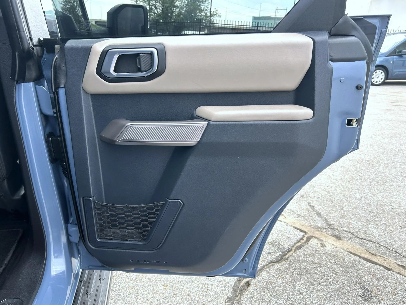 Used 2023 Gray Ford Wildtrak image 18