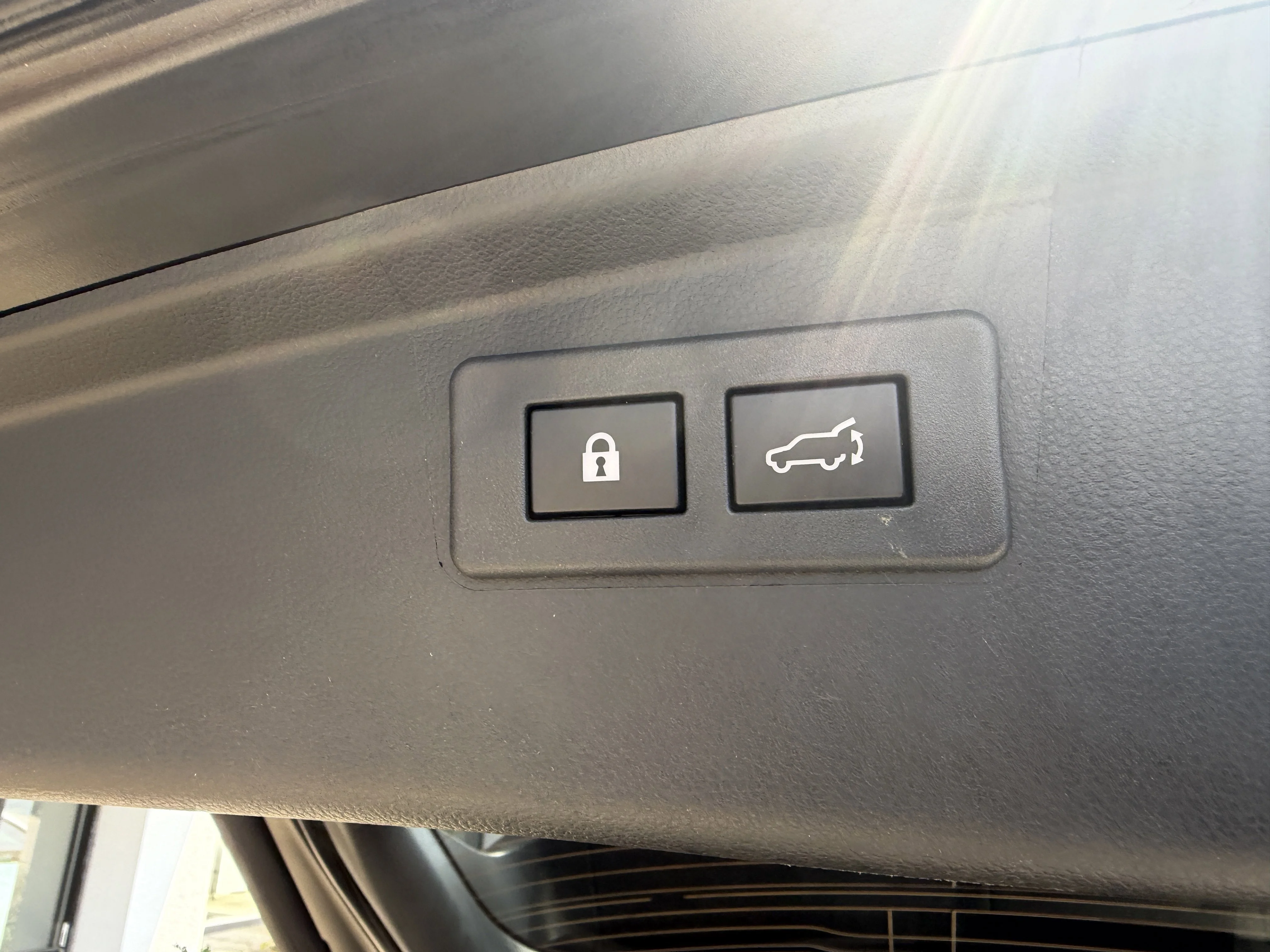 Used 2024 Crystal Black Silica Subaru Premium image 14