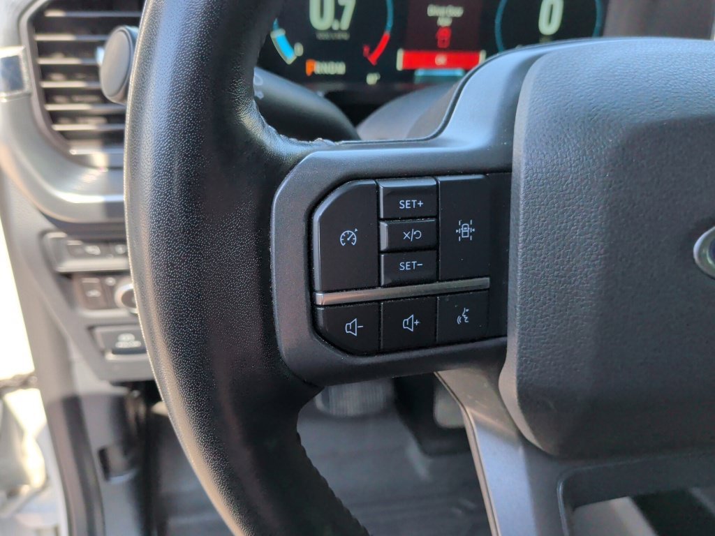 Used 2023 Oxford White Ford Lariat image 18