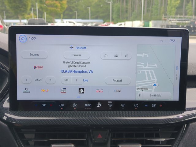 Used 2024 Vapor Blue Metallic Ford  image 24