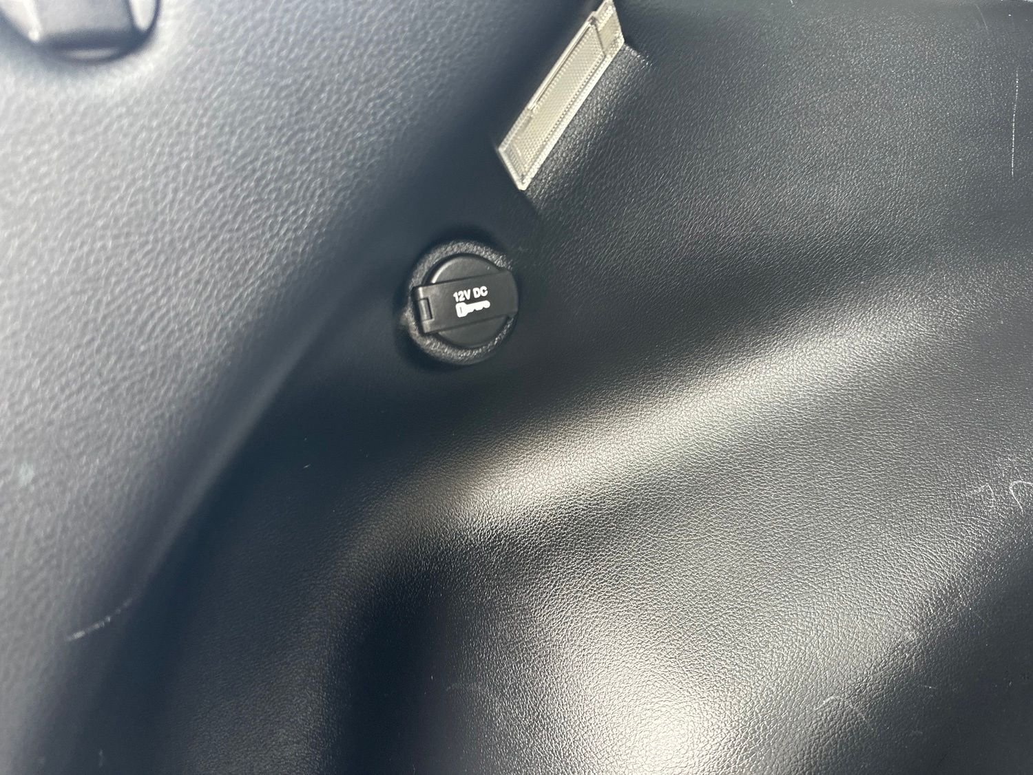 Used 2021 Blue Jeep Latitude image 24