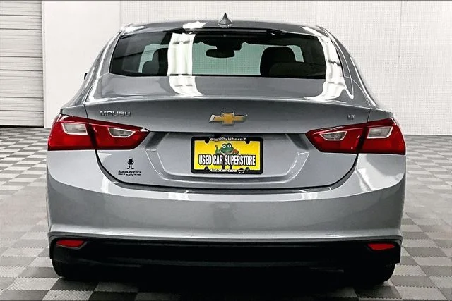 Used 2023 Sterling Gray Metallic Chevrolet LT image 5