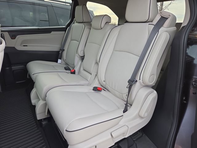 2026 Honda Odyssey Touring - Photo 6