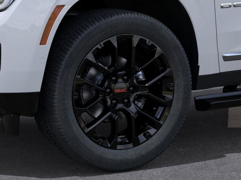 2026 GMC Yukon XL Denali - Photo 9