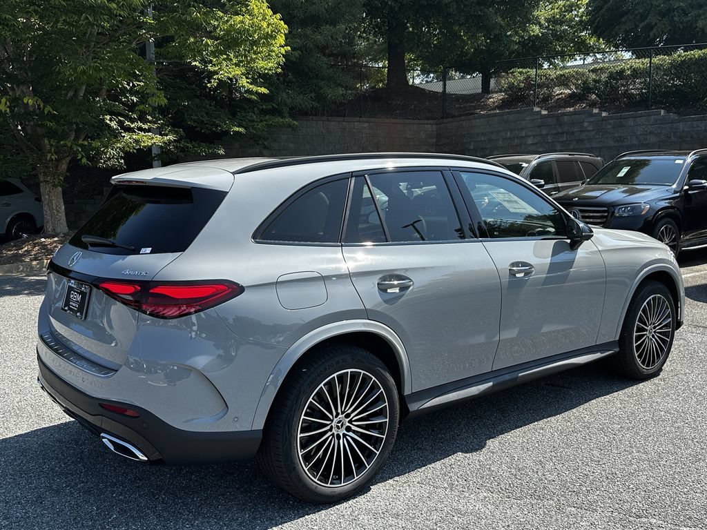 New 2027 MANUFAKTUR Alpine Grey Mercedes-Benz GLC 350e image 45