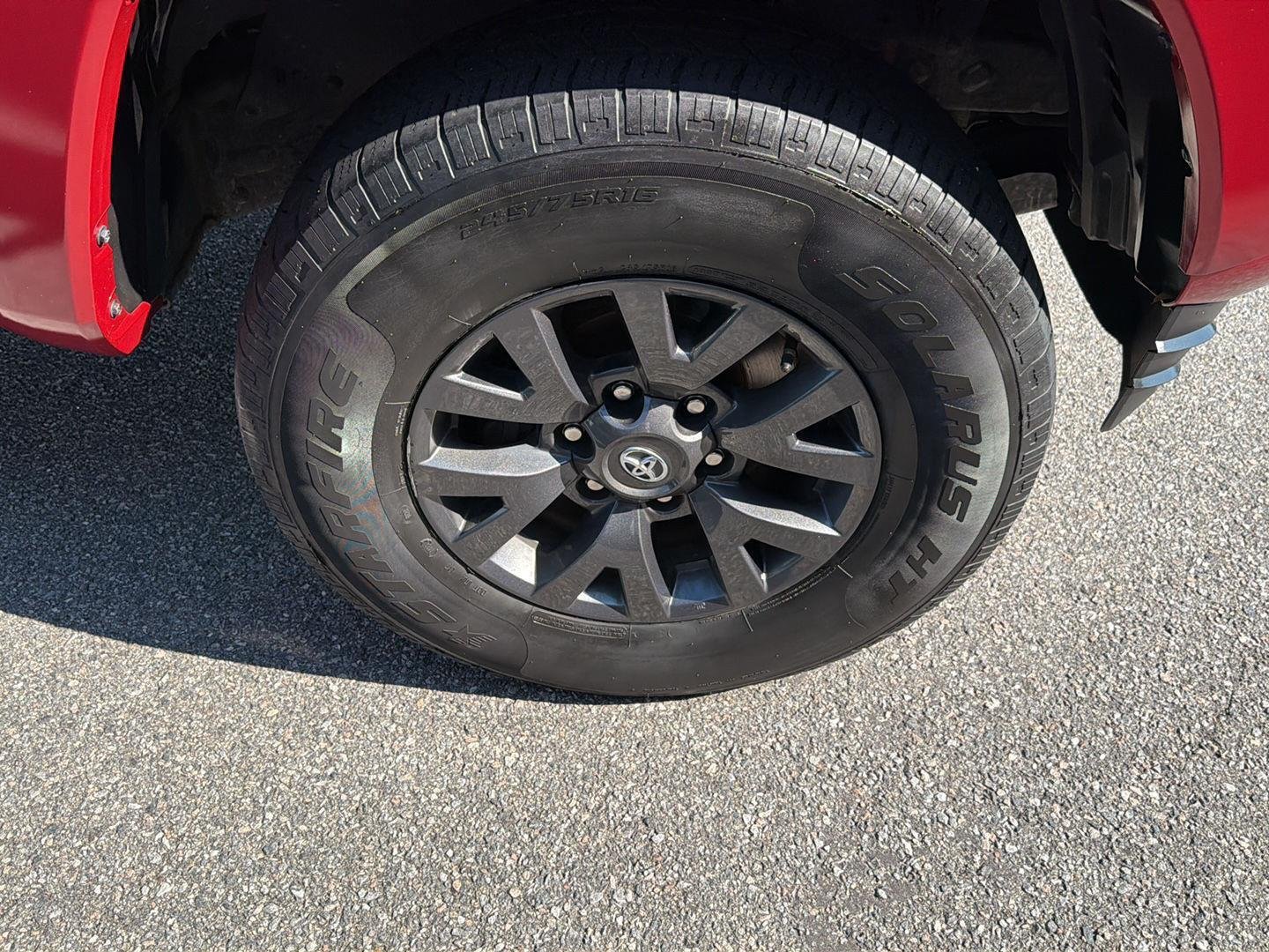 Used 2023 RED Toyota SR5 image 38