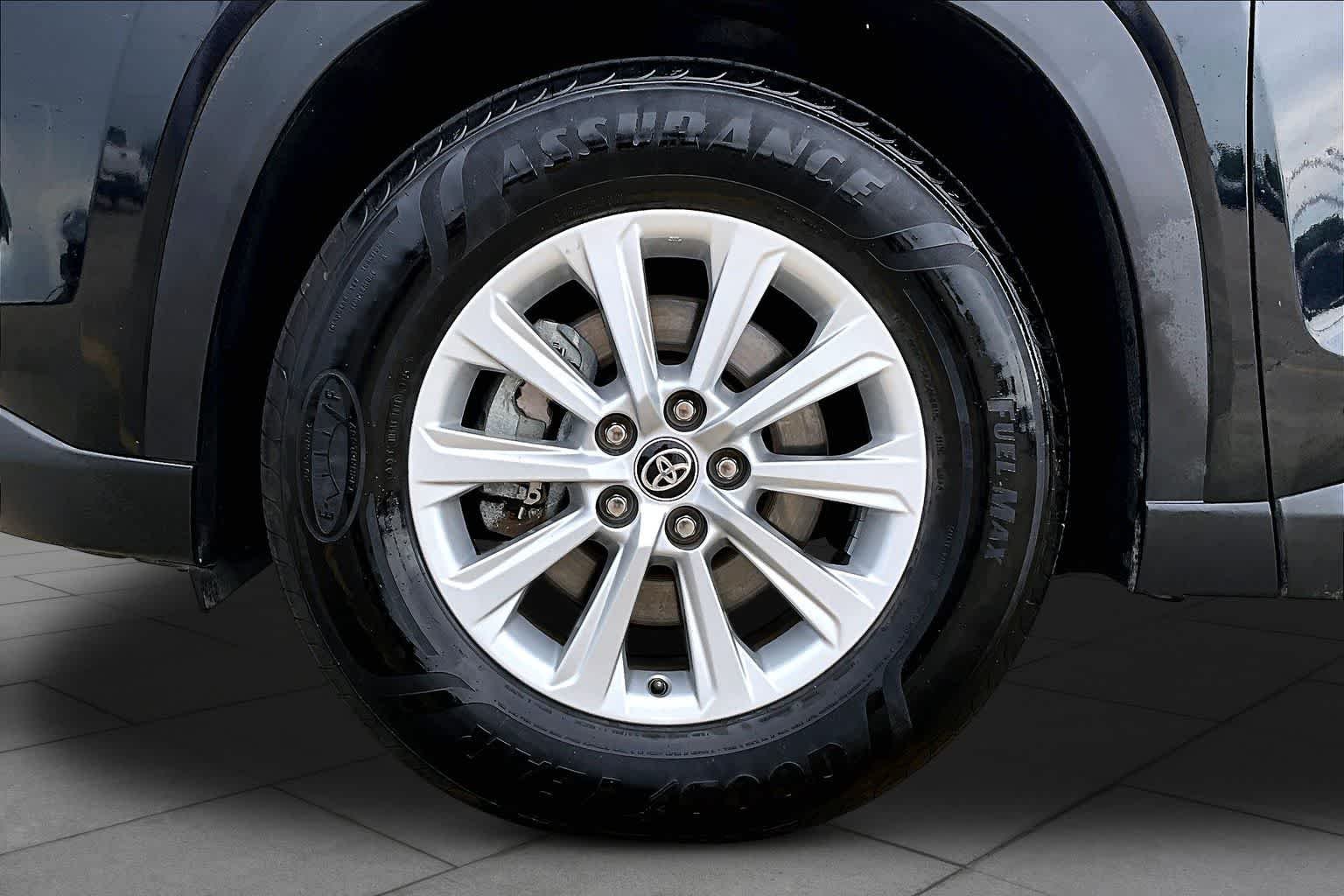 Used 2024 Midnight Black Metallic Toyota XLE image 11