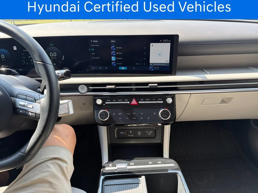 Certified Pre-Owned 2025 Hyundai Tucson Hybrid SEL Convenience