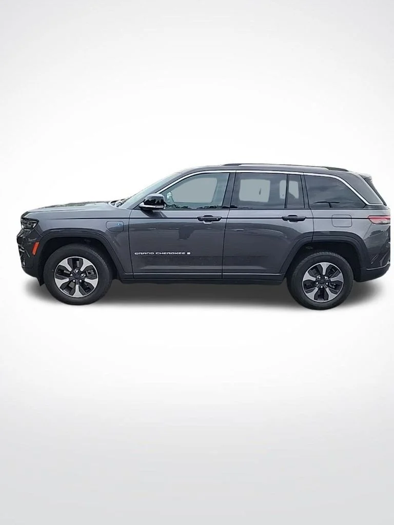 Used 2022 Gray Jeep 4xe image 5