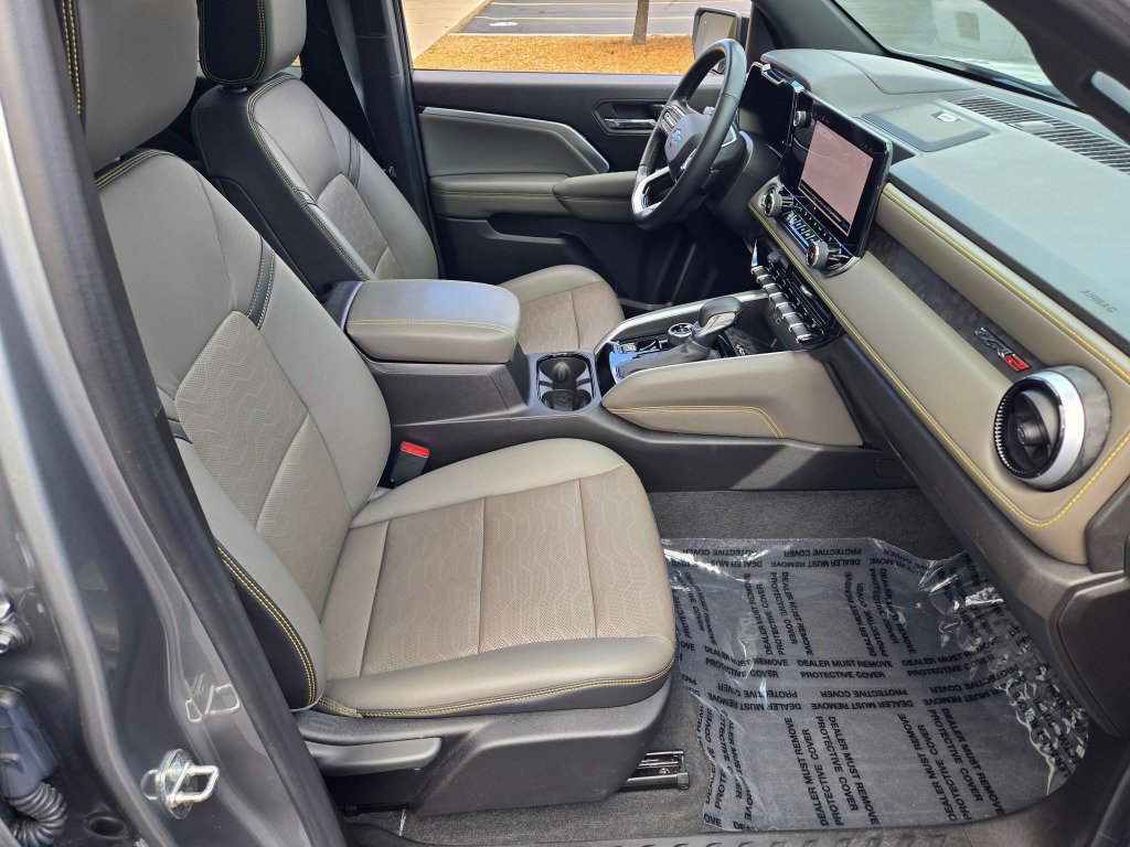 2023 Chevrolet Colorado ZR2 - Photo 7