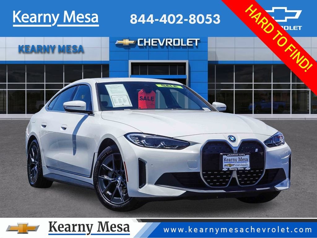2024 BMW i4 xDrive40's photo