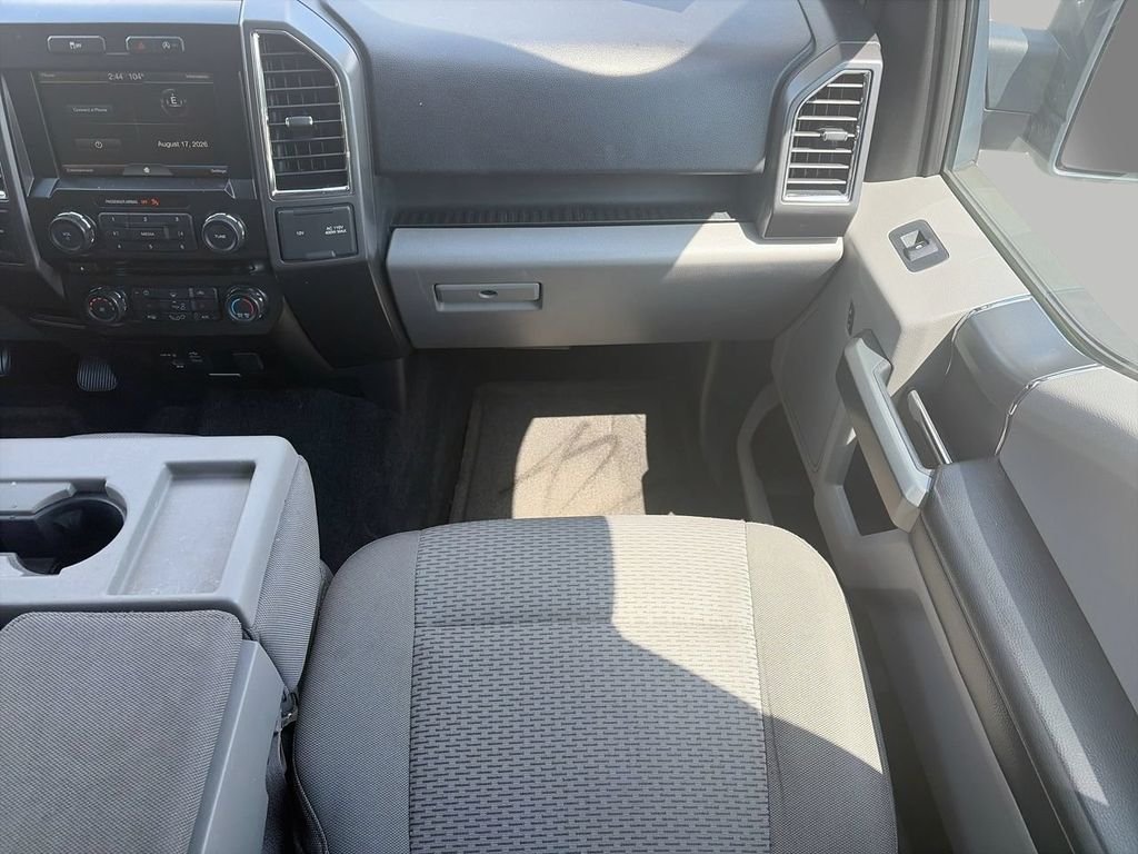 Used 2015 Silver Ford XLT image 12