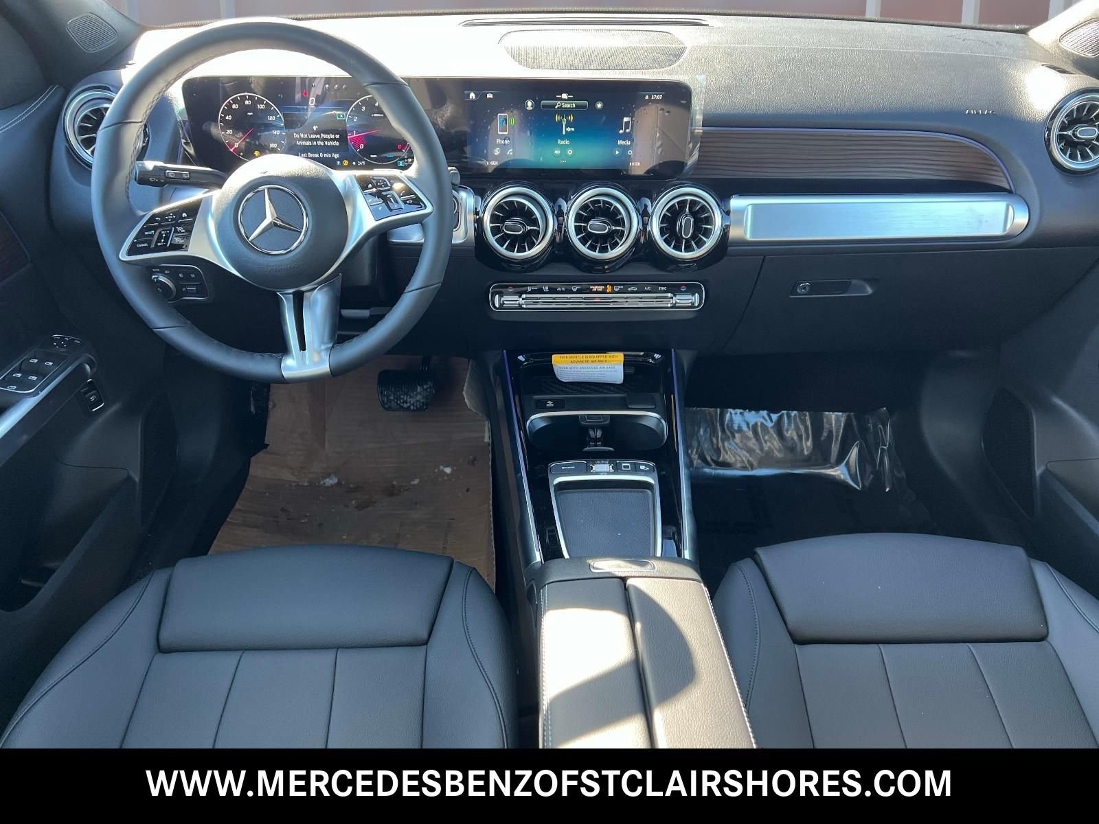 New 2026 Cirrus Silver Metallic Mercedes-Benz GLB 250 image 13
