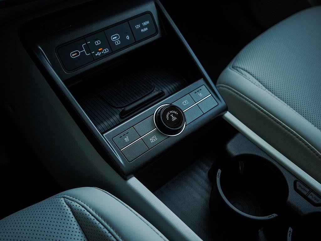 New 2026 Cyber Gray Metallic Hyundai SEL Premium AWD image 51
