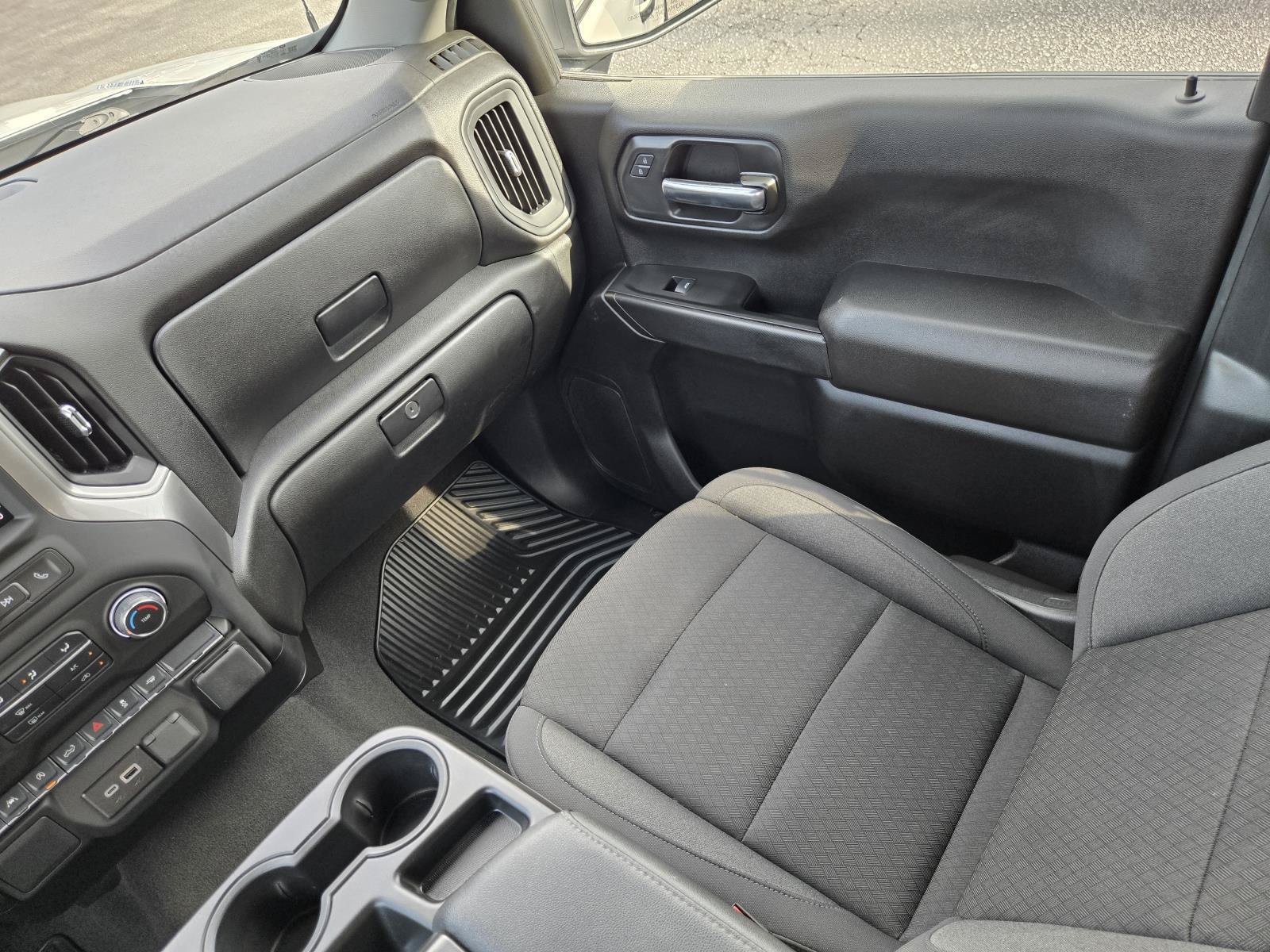 Used 2025 Summit White Chevrolet Custom image 15