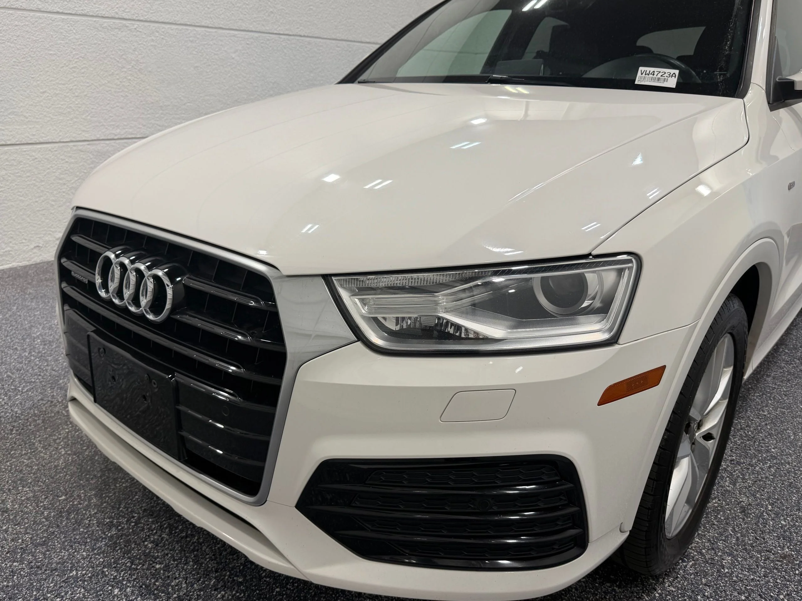 Used 2018 White Audi 2.0T Premium image 15