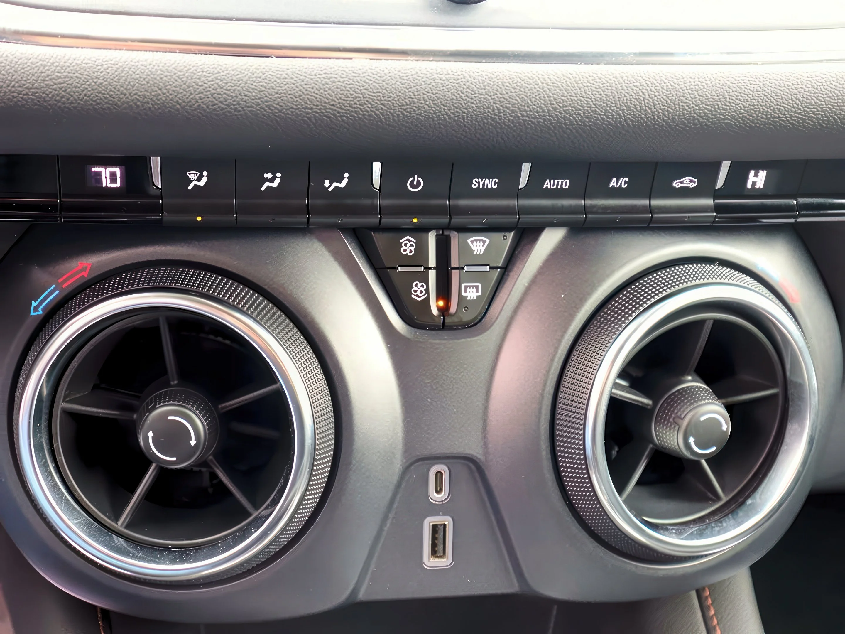 2023 Chevrolet Blazer 2LT - Photo 19