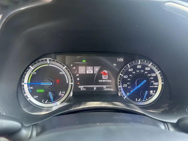 Used 2022  Toyota Platinum image 21