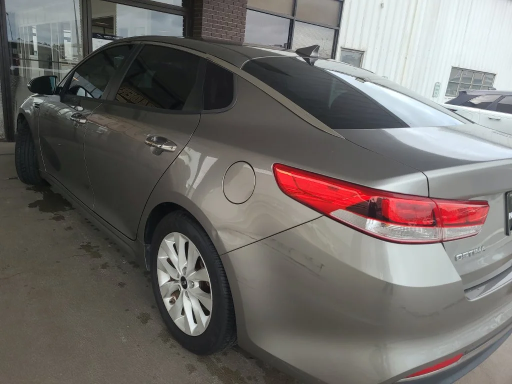 Used 2017 Silver Kia LX image 3