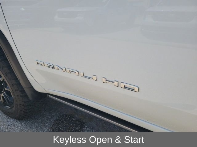 Used 2024 Summit White GMC Denali image 7