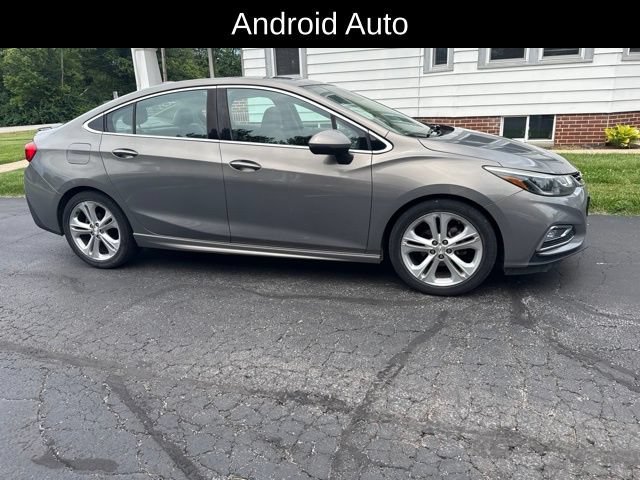 Used 2018 PEPPERDUST METALLIC Chevrolet Premier image 16
