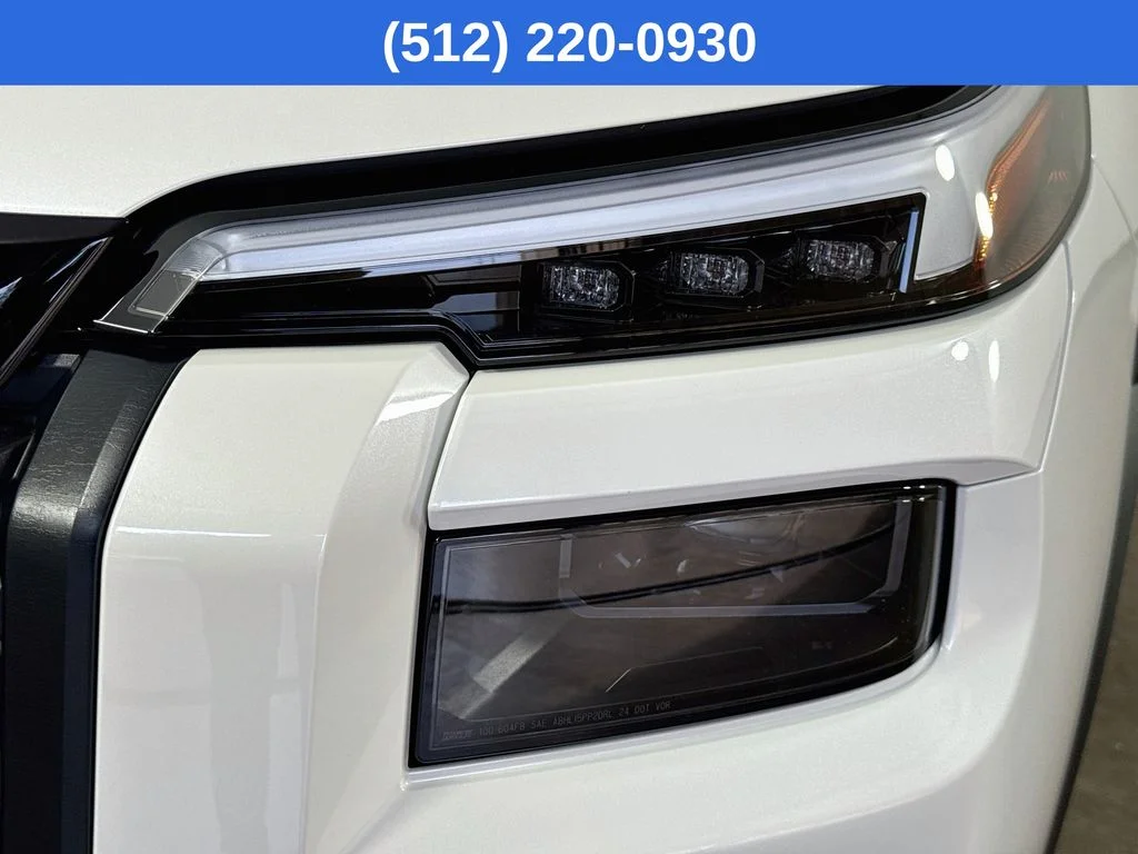 New 2026 White Subaru Premium image 43