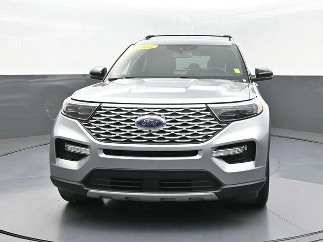 Used 2023 Silver Ford Platinum image 2