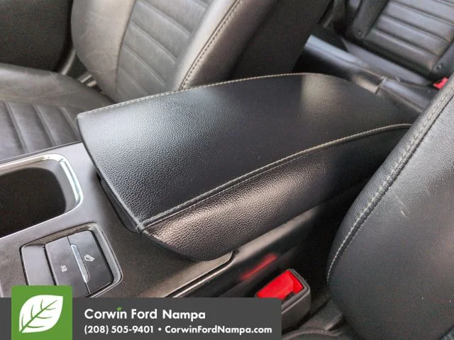 Used 2018 Magnetic Metallic Ford  image 18