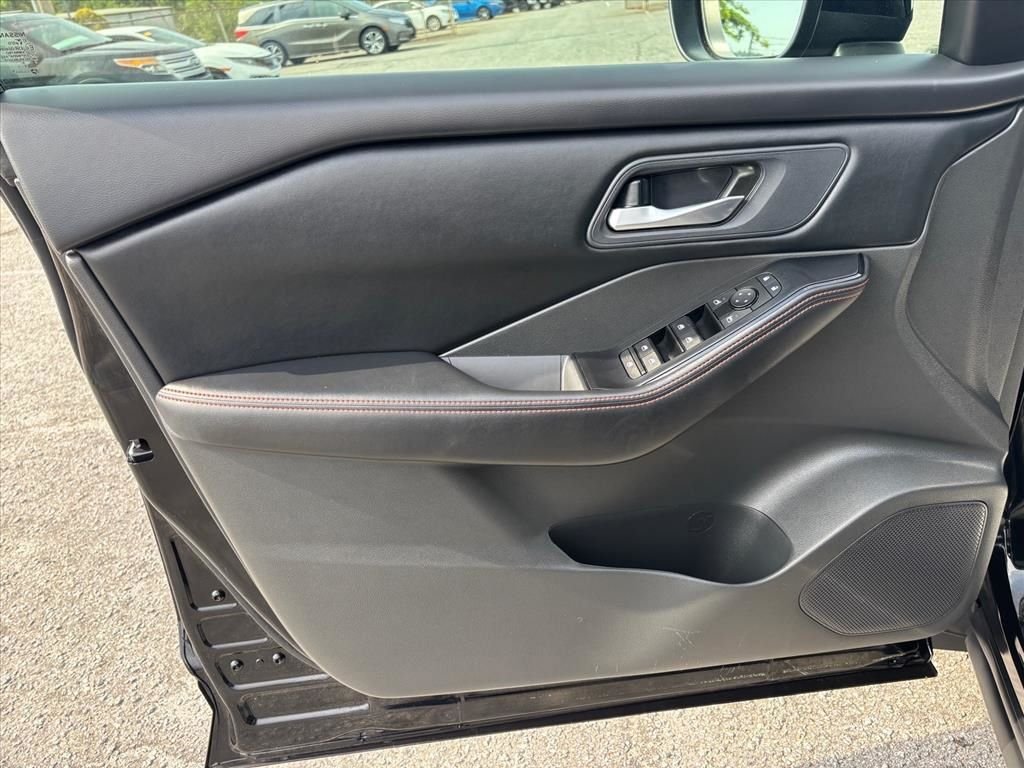 Used 2025 Black Nissan Rock Creek image 9