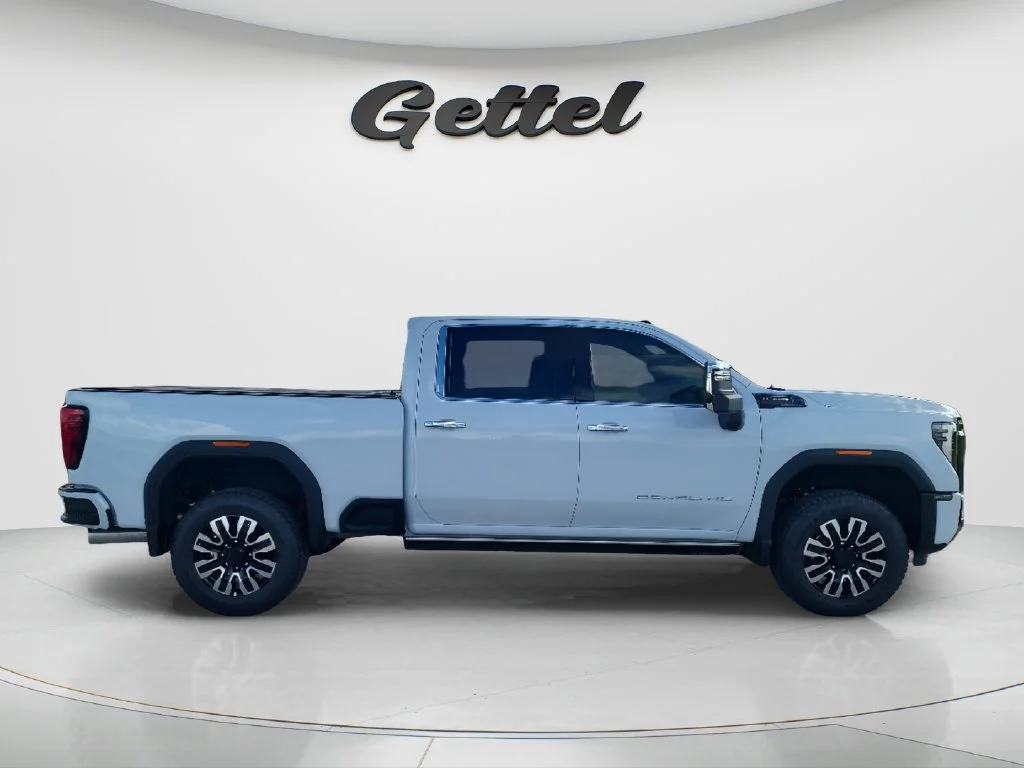 New 2026 Glacier White Tricoat GMC Denali Ultimate image 4