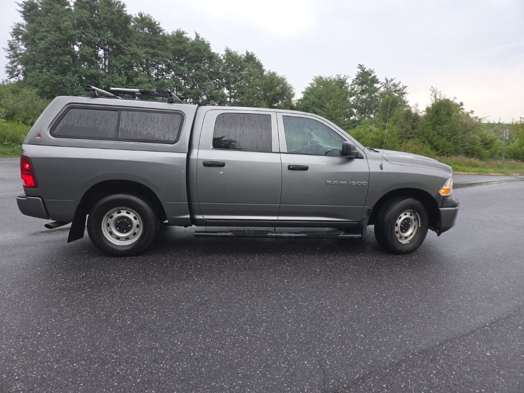 Used 2011 Gray Ram ST image 4