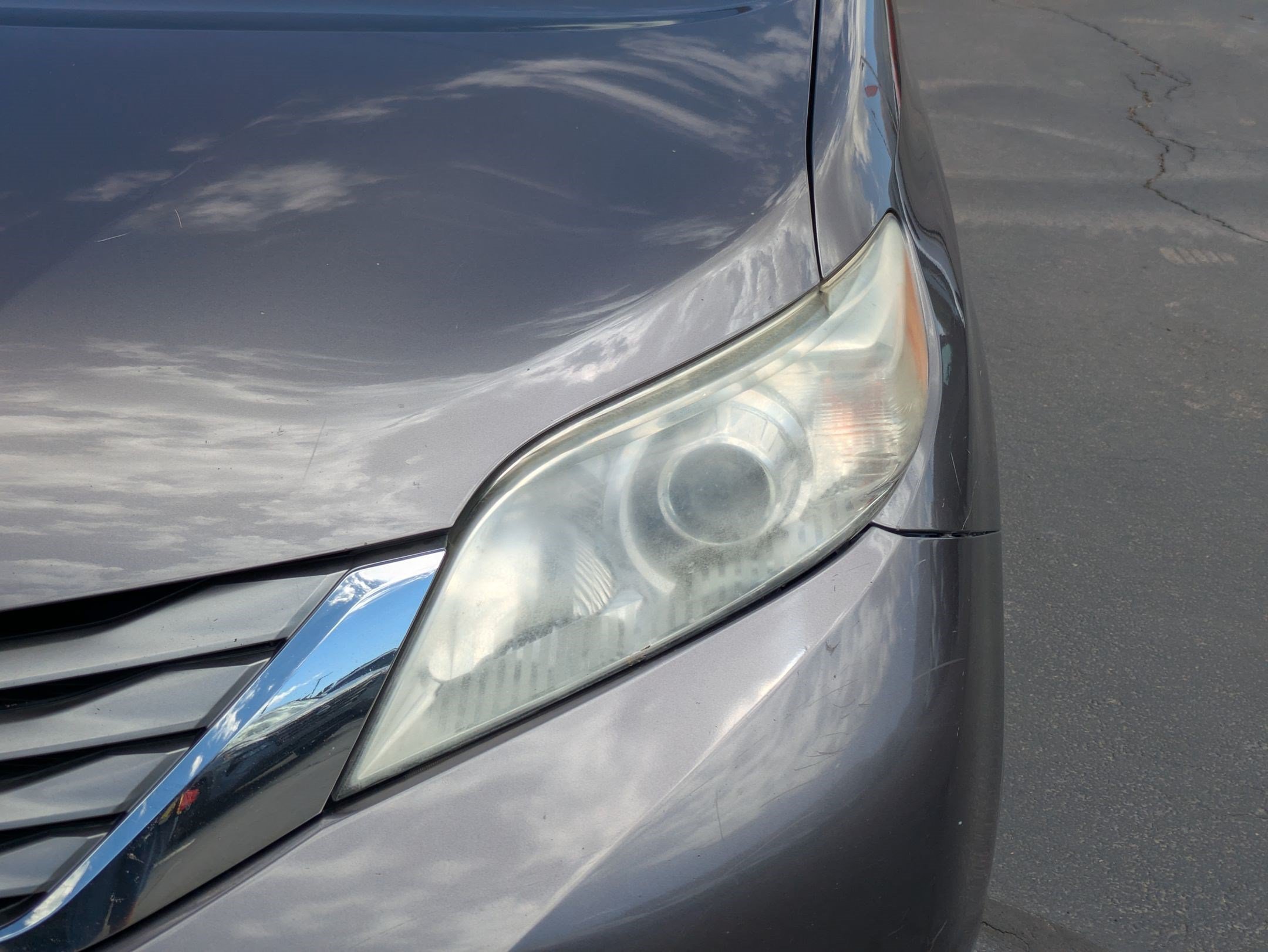 Used 2011 Predawn Gray Mica Toyota XLE AAS image 10