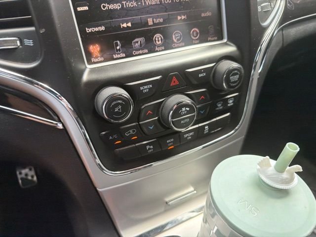 Used 2016 White Jeep High Altitude image 14