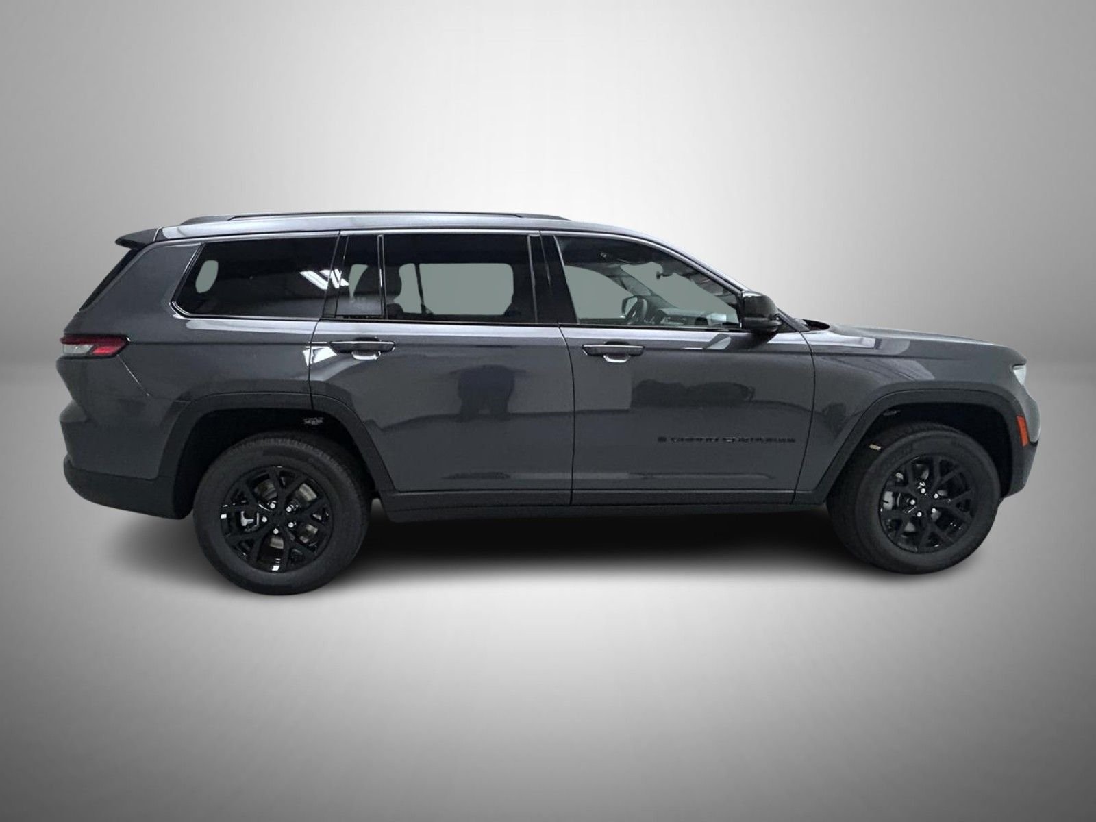 New 2026 Baltic Gray Metallic Clear-Coat Exterior Paint Jeep Altitude image 4