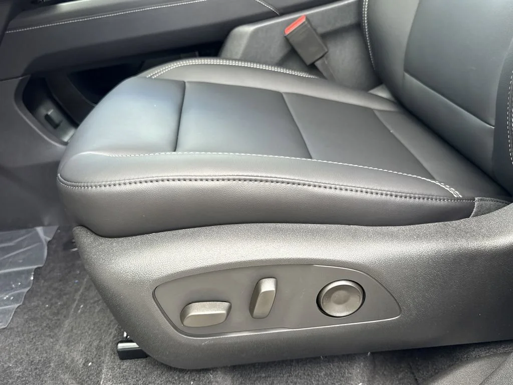 2026 GMC Acadia Elevation - Photo 12