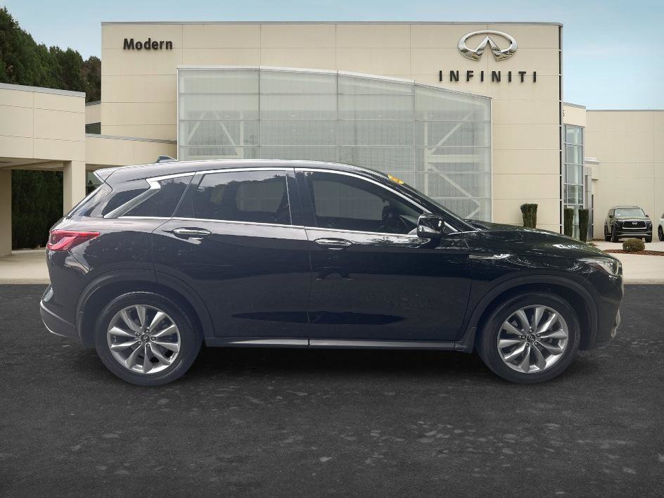 Used 2020 Black Obsidian INFINITI PURE image 4