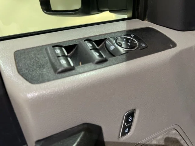 Certified Used 2022 Oxford White Ford XL image 19