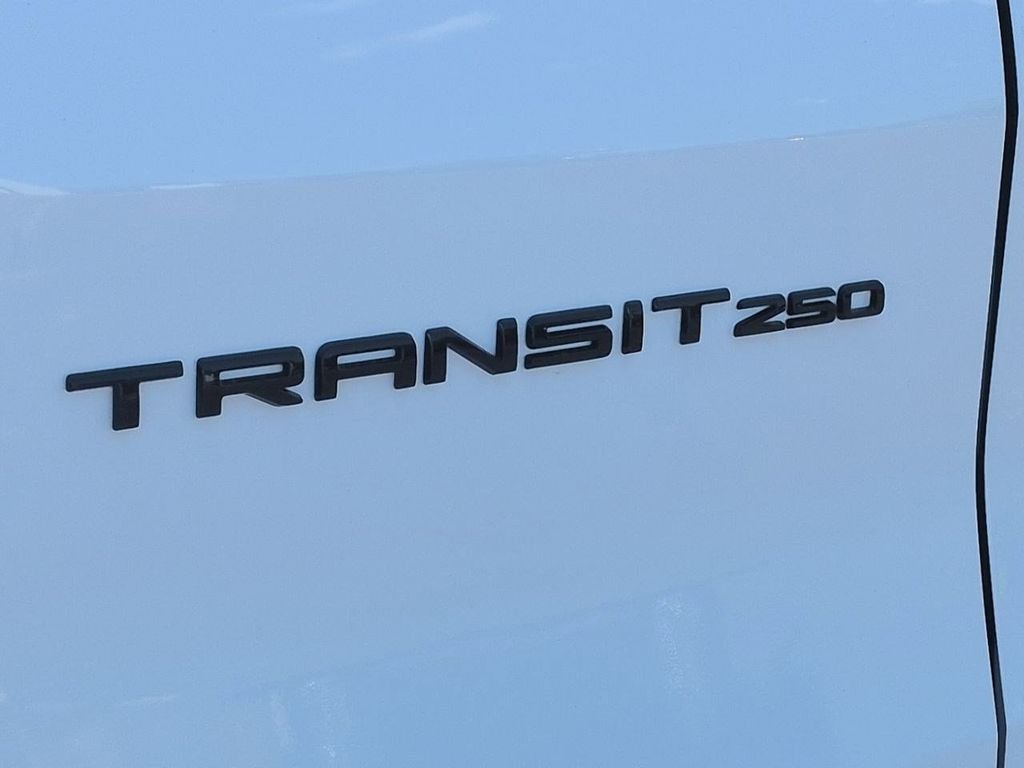 New 2026 Oxford White Ford Cargo Van image 54