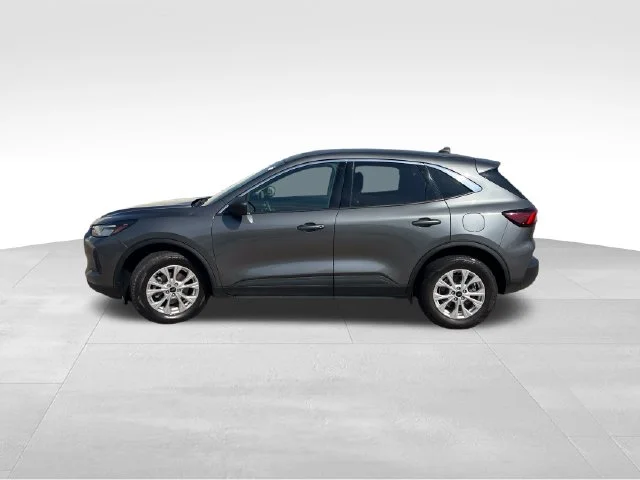 Used 2023 Gray Ford Active image 3