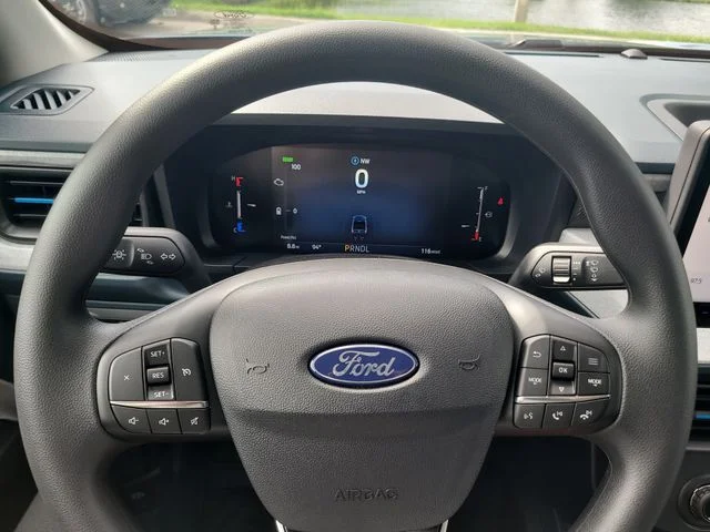 New 2026 Azure Gray Metallic Ford XLT image 26