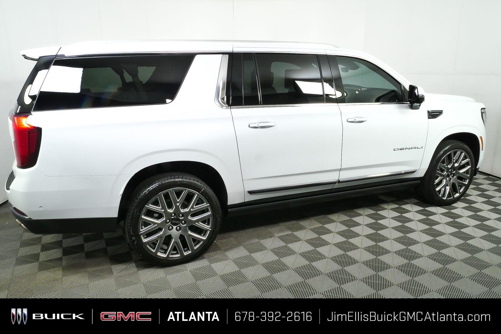 New 2026 Glacier White Tricoat GMC Denali Ultimate image 2