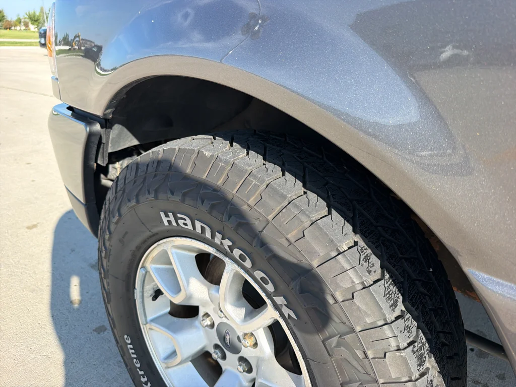 Used 2011 Dark Shadow Gray Metallic Ford XLT image 9