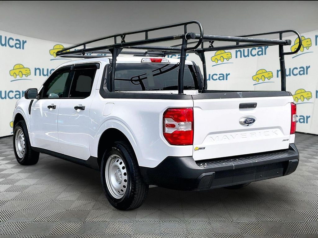 Used 2023 White Ford XL image 4